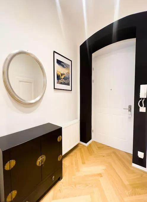 Exclusive Suite Museumsquartier Vienna 0*,  Austria